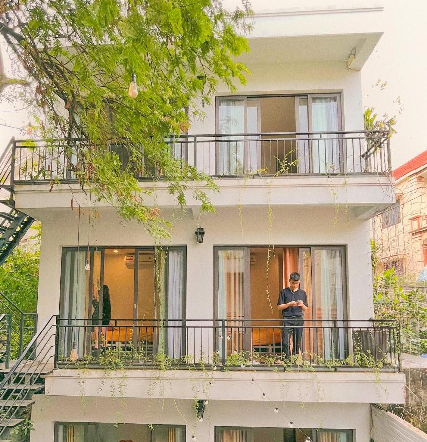 The Bay - Ha Long Homestay Buitenkant foto
