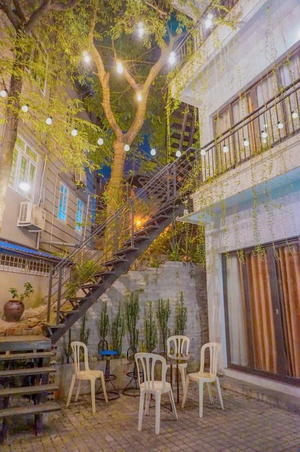 The Bay - Ha Long Homestay Buitenkant foto